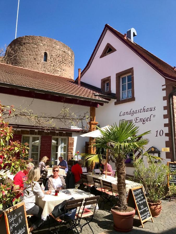 Landgasthaus "Zum Engel" Neuleiningen Exterior foto