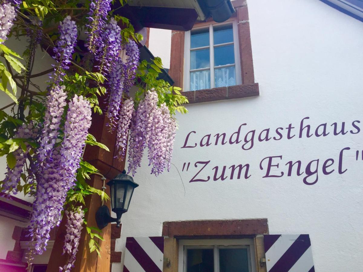 Landgasthaus "Zum Engel" Neuleiningen Exterior foto